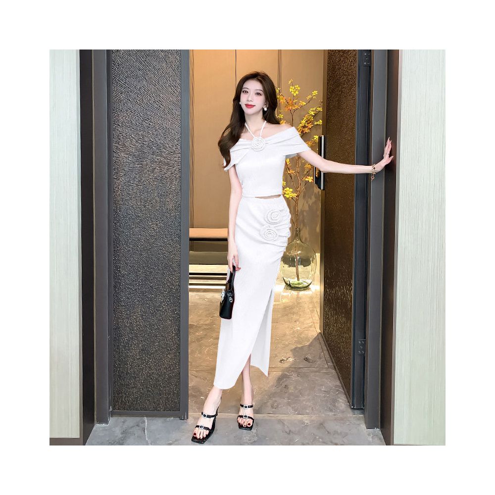High end elegant two piece set for summer floral halter neck off shoulder fitted top and slit skirt
