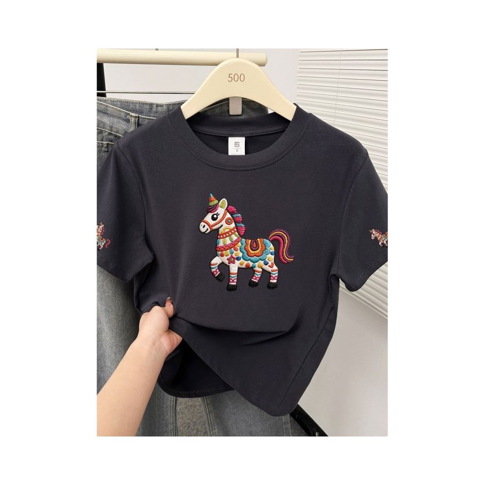 Large size women  summer new item belly covering round neck fat mm slimming New Year s red pony shoulder short sleeved t shirt