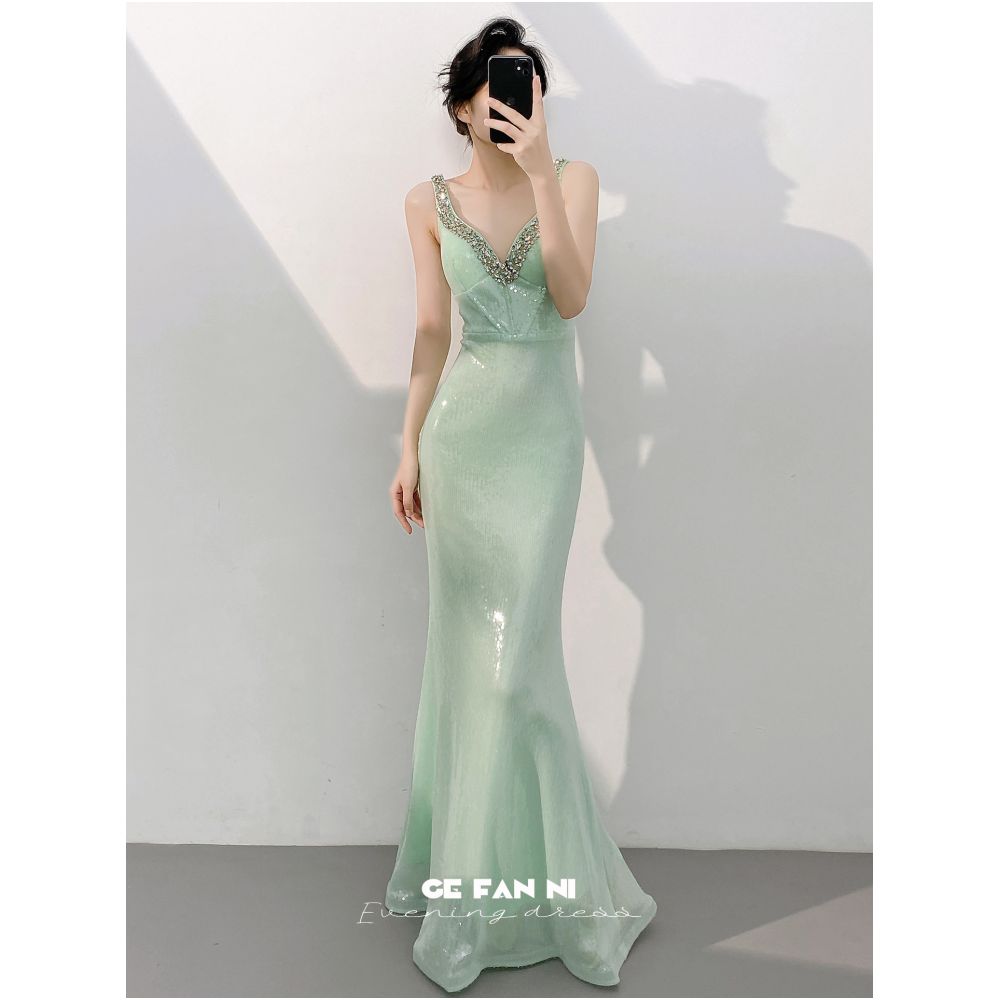 High end evening gown for women 2025 new style elegant green sequined fishtail long dress for banquets V neck image 3