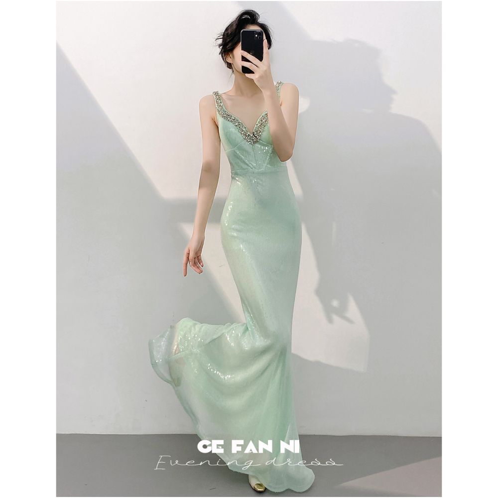 High end evening gown for women 2025 new style elegant green sequined fishtail long dress for banquets V neck