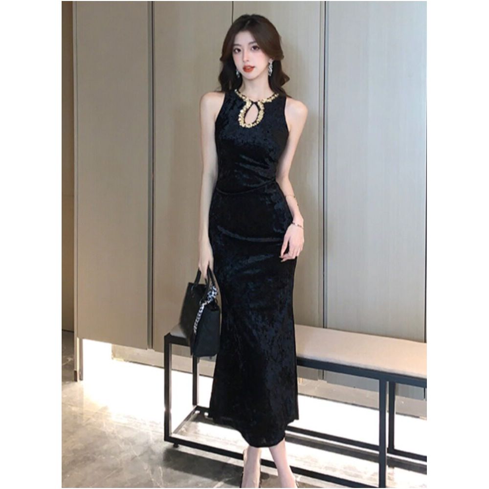 Elegant Gold Velvet Dress for Women Autumn Winter Slim Fit Waist Defining Hip Hugging Skirt Beaded and Hollowed Out Fishtail Dress image 2