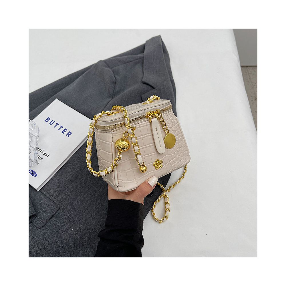 Korean style casual and fashionable high end small bag for women new 2025 summer fashion bucket bag niche trendy crossbody bag
