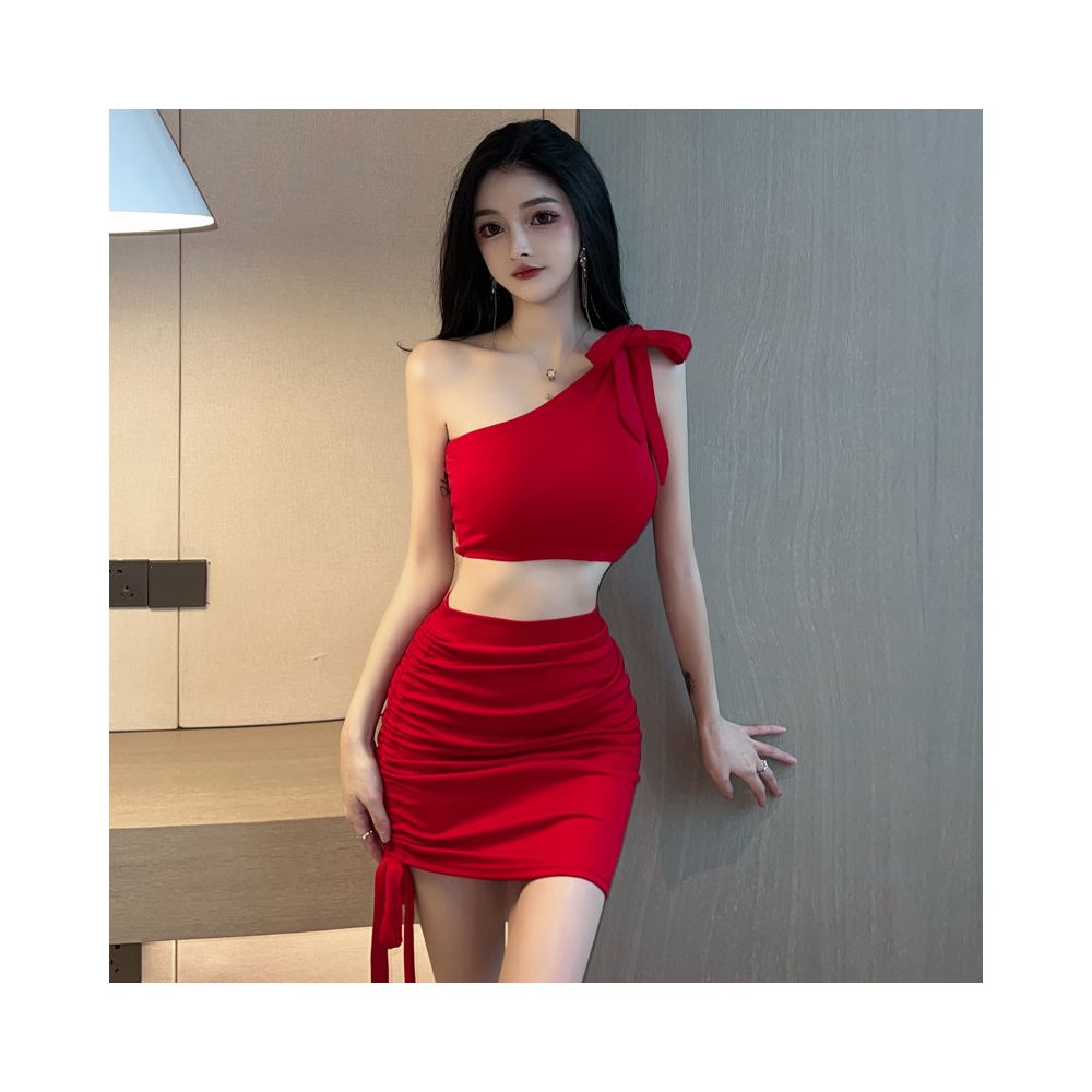 Internet celebrity sexy hot girl western style street style explosion sloping collar off shoulder short sleeveless top drawstring waist wrapped skirt two piece set