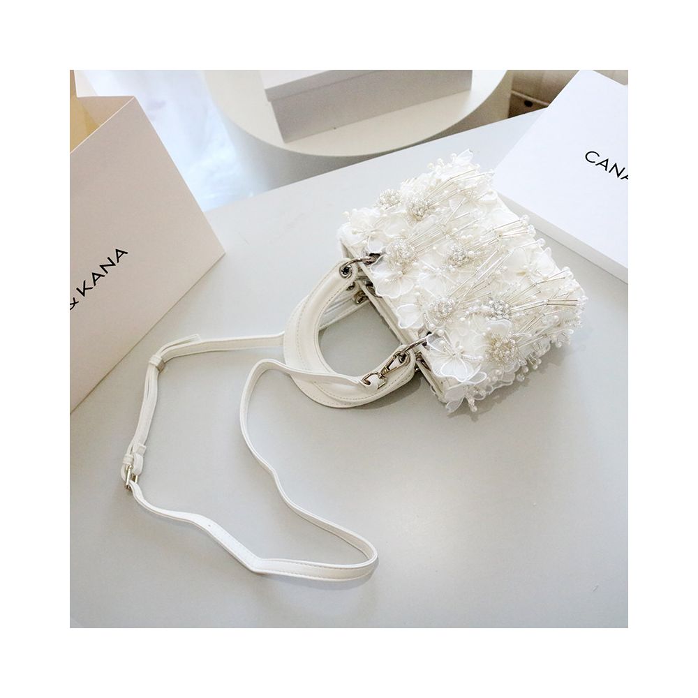 Yangqi Fairy Tassel Flower Bag 2025 Winter New Style One Shoulder Crossbody Versatile Yangqi White Women s Bag Daifei Bag image 3
