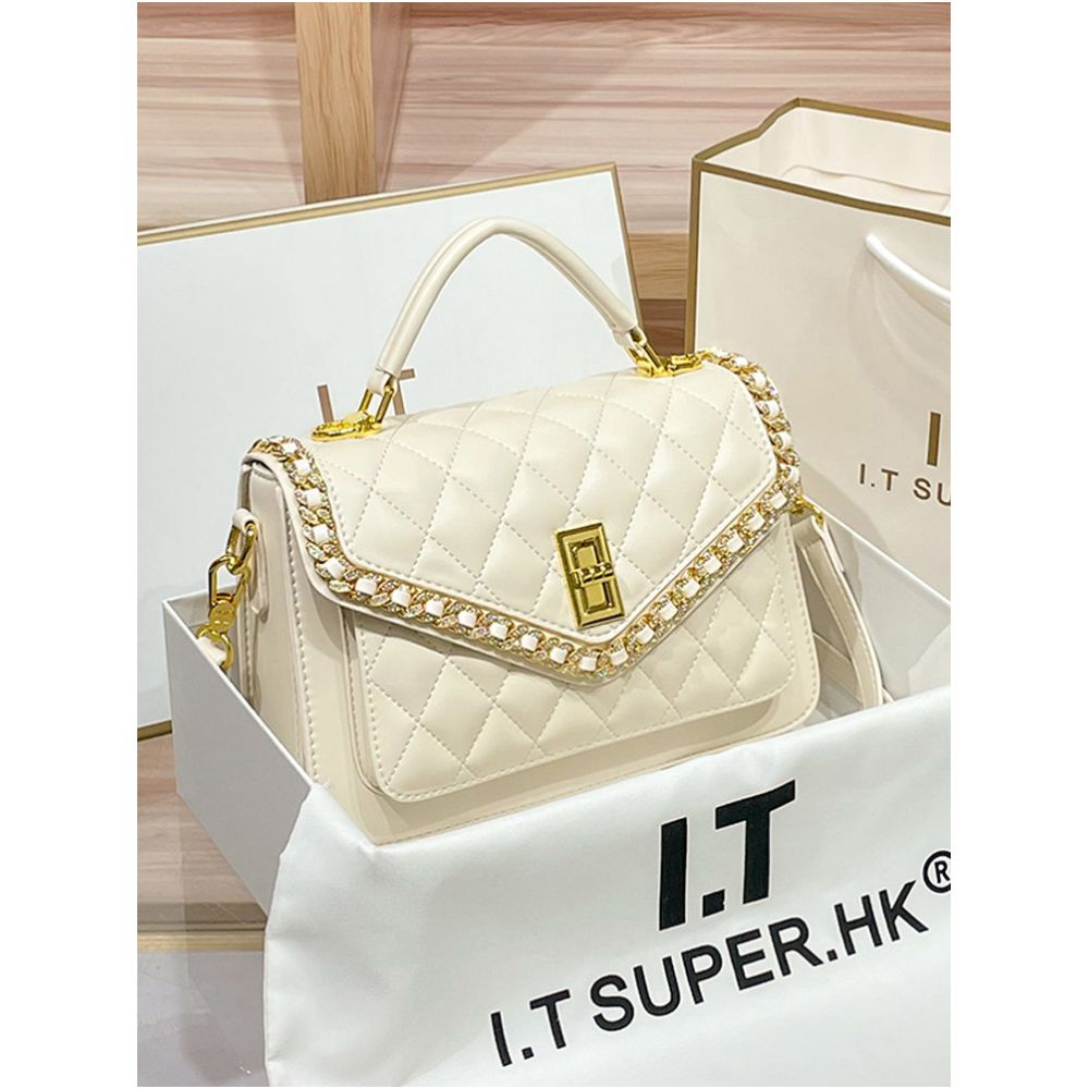 Hong Kong counter high end leather small fragrant style diamond grid bag for women 2025 new commuting fashion crossbody small square bag image 0