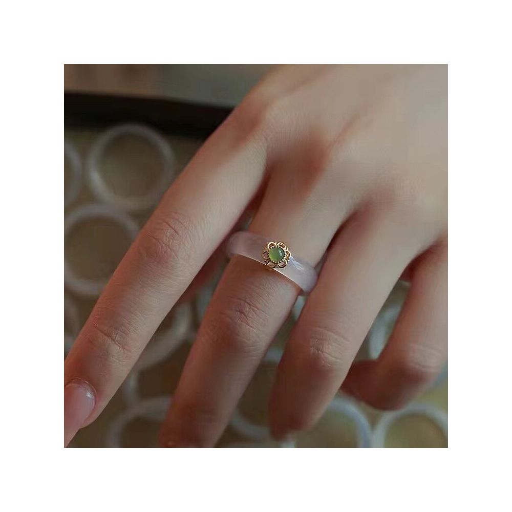 New Autumn Wind Drunken Imitation Natural High Ice White Jade Marrow Ring High Grade Female Niche Design New Chinese Style Whitening image 4