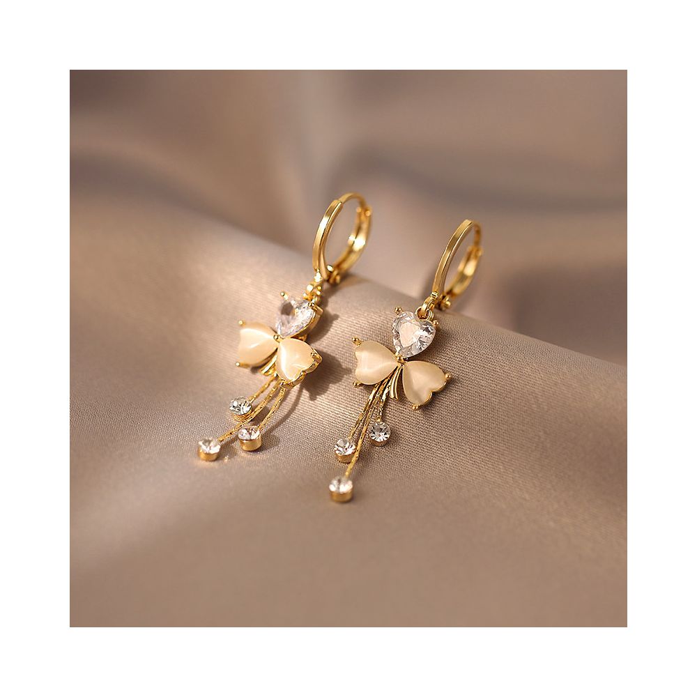 Light luxury clover earrings 2026 new item niche design high end tassel earrings feminine temperament autumn and winter earrings image 3