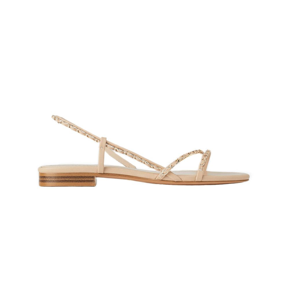Accompanying you on the 2026 spring summer new chain flat beach shoes ins Korean version versatile fairy style Roman sandals image 4