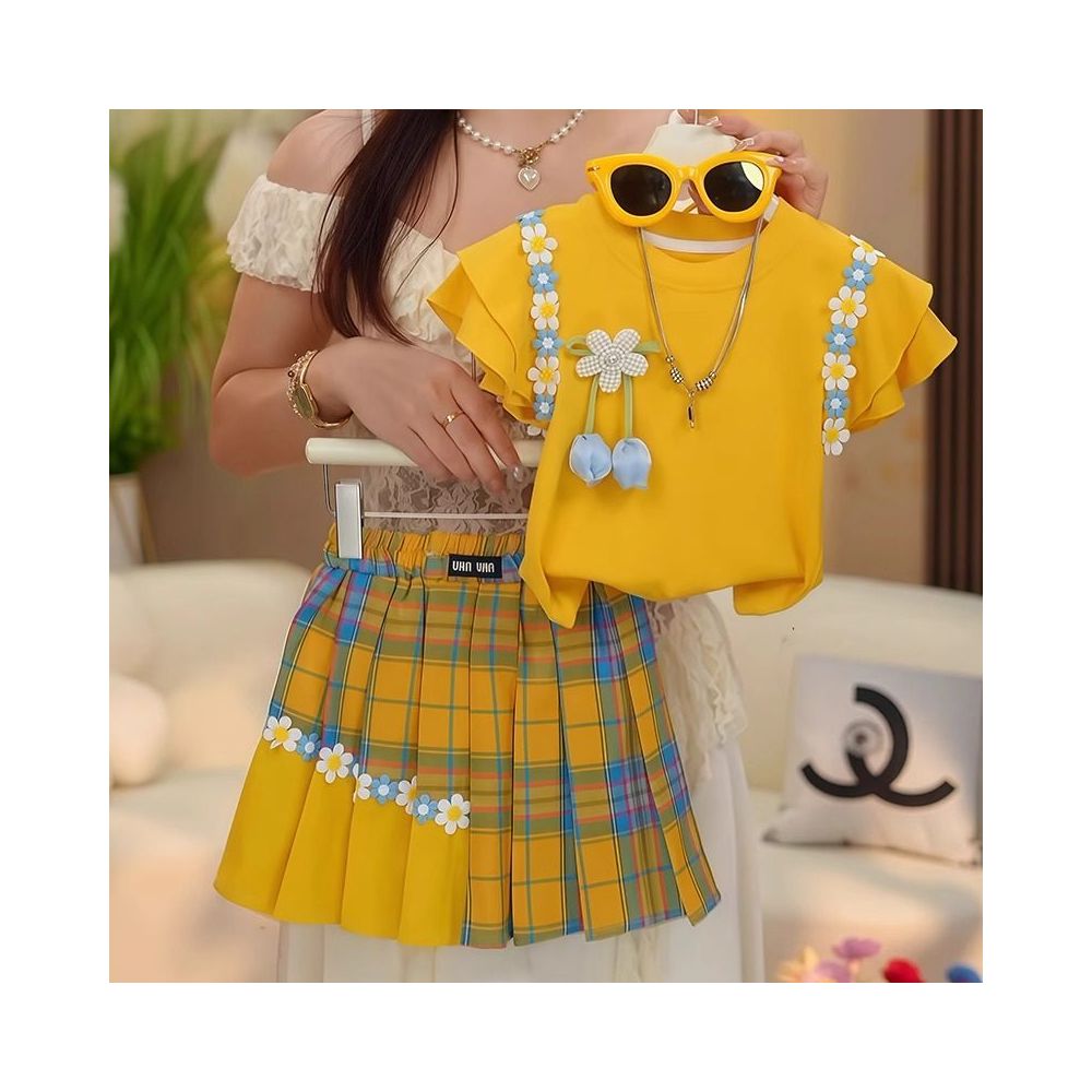 Girls Short sleeved T shirt Set Summer 2025 New Style Children s Stylish Top Summer Dress Girls pleated skirt two piece set image 2