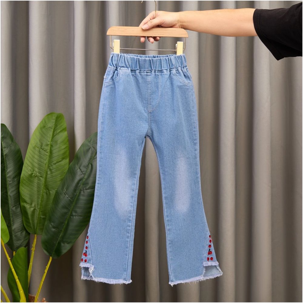 Elastic girls jeans for spring and autumn new styles for medium and large children girls children s fashion baby girls flared pants for autumn