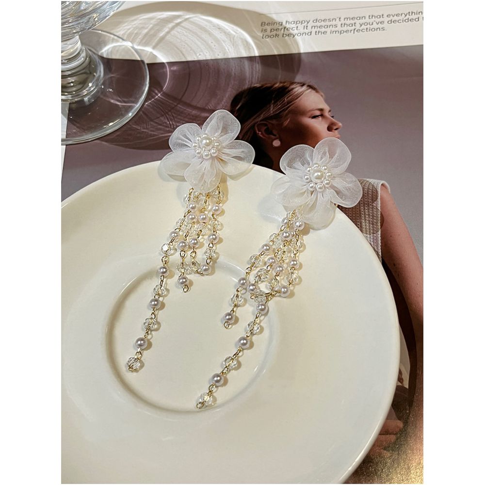 Long tassel pearl flower earrings for women 2024 new explosive style high end and elegant sweet earrings earrings for women image 3