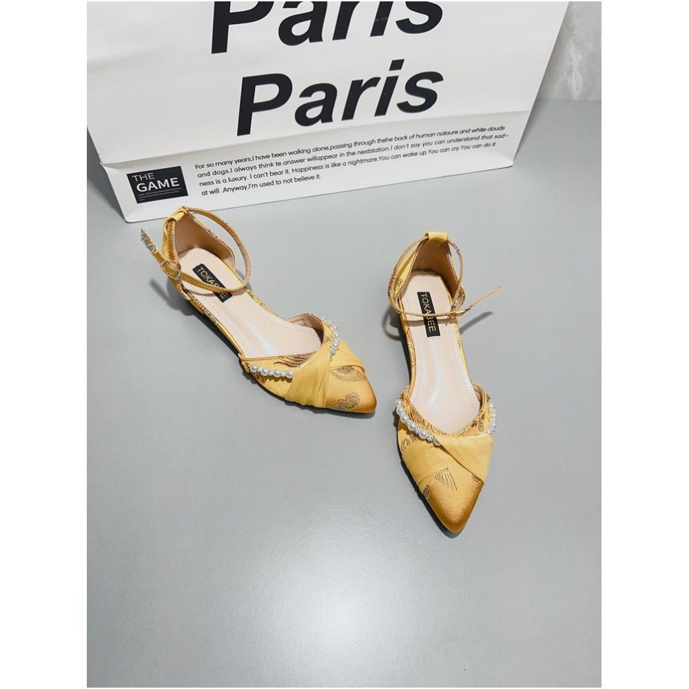 French pearl pointed straight buckle thick heel sandals for women in summer 2025 slim and gentle low heeled Chinese style single shoes image 2
