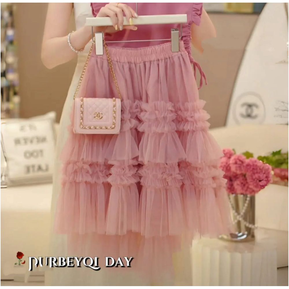 Girls drawstring short sleeved skirt set summer  new sweet bow T shirt lace cake long skirt