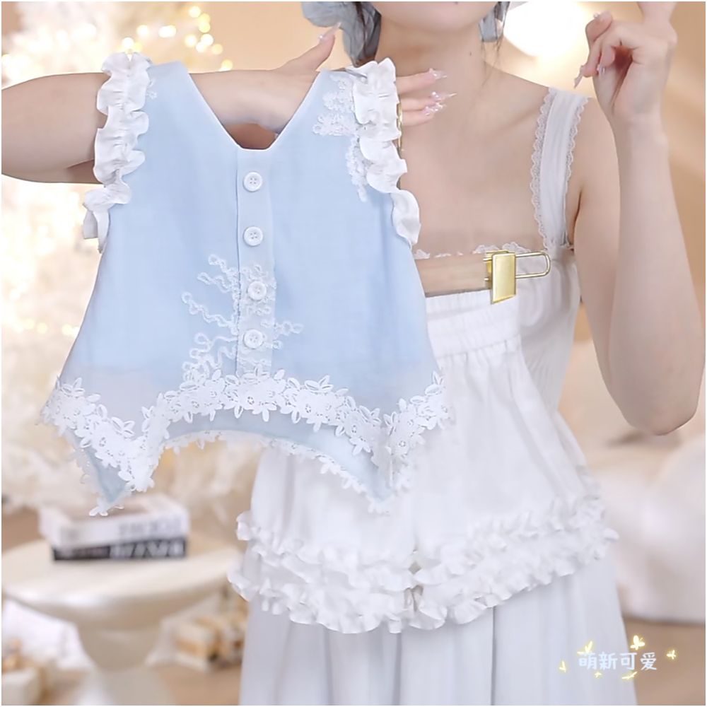 Girl s flying sleeve short sleeved shorts set decoration summer new sweet and spicy girl backless bow doll shirt trend