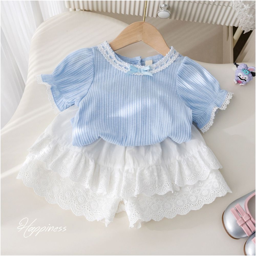 Girls Korean Edition Set Summer New Fashionable Western Lace Short sleeved T shirt Heavy duty Jacquard Pants Skirt Two piece Set Trendy