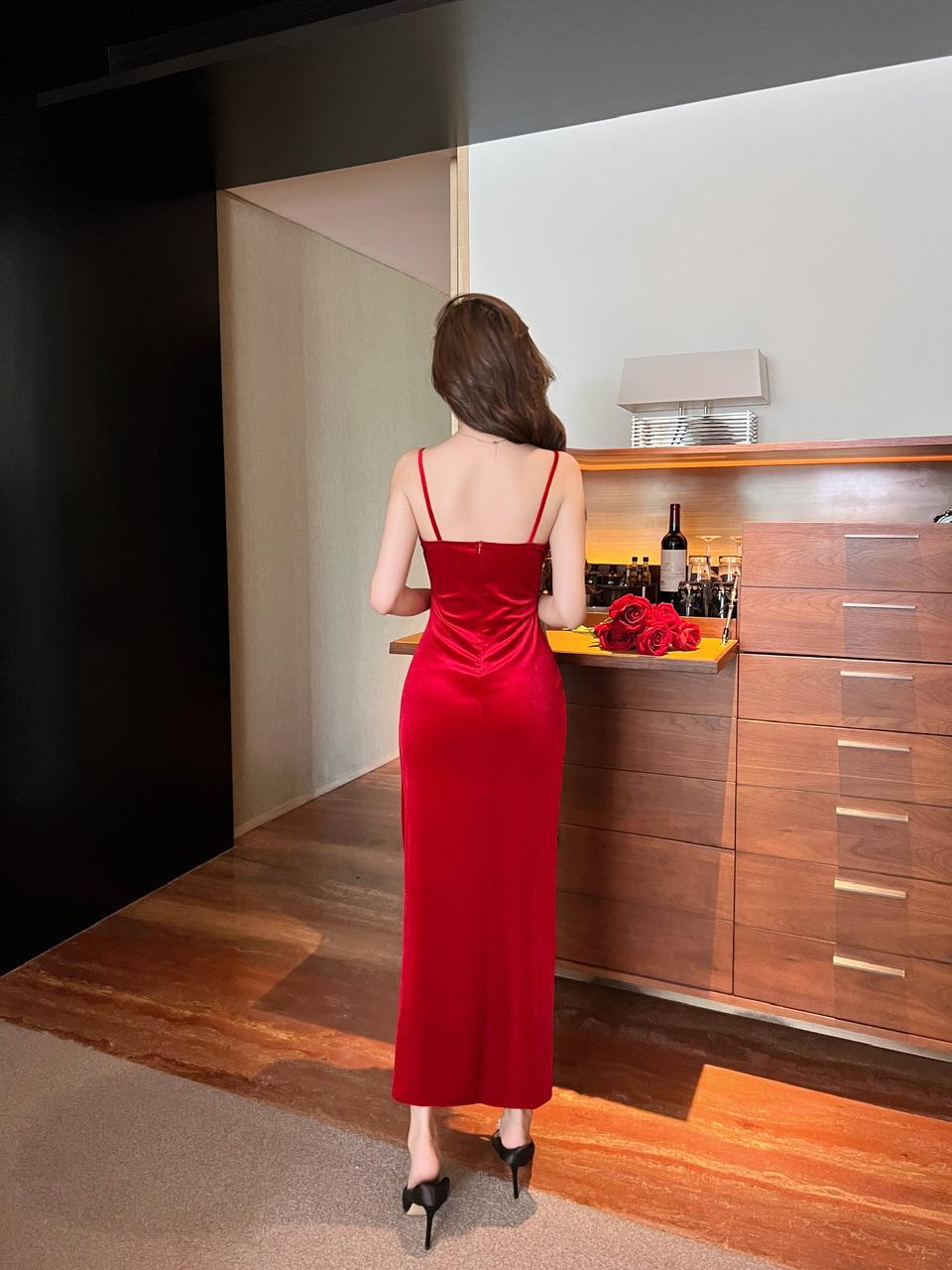 Sexy long velvet beaded halter-neck backless slit fitted dress