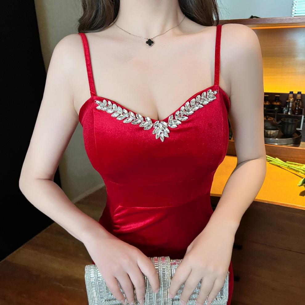 Sexy long velvet beaded halter-neck backless slit fitted dress