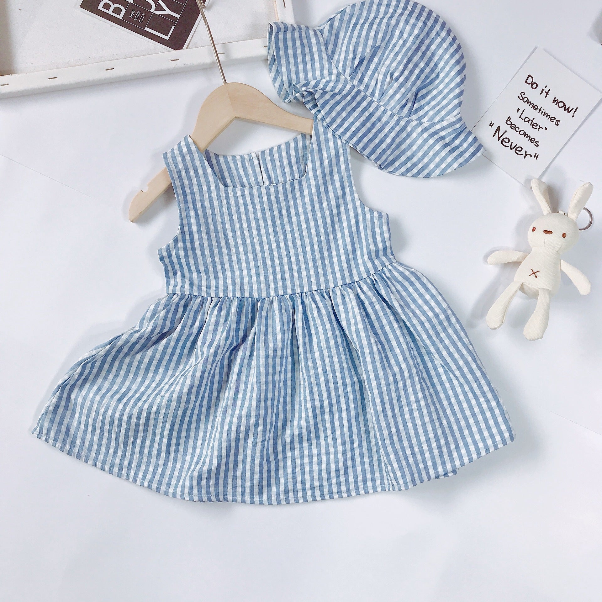 Summer Girls' Blue And White Plaid Dress