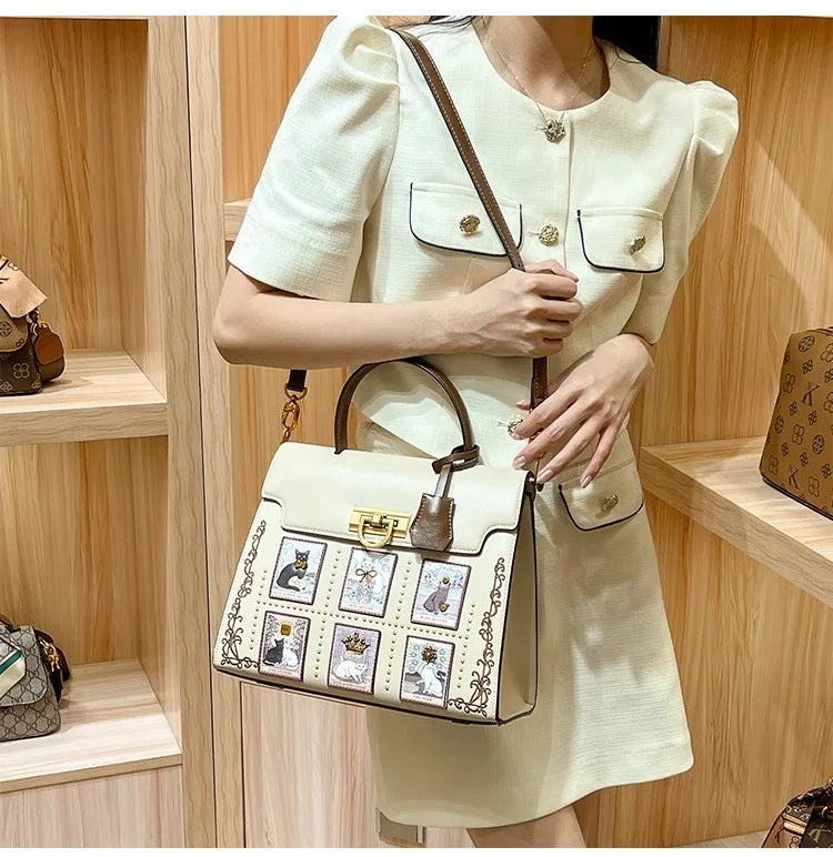 2025 Luxury and New Fashion Tote Bag with Delicate Cat Painting and Pattern Women's  Popular and Premium Quality Handheld Bag