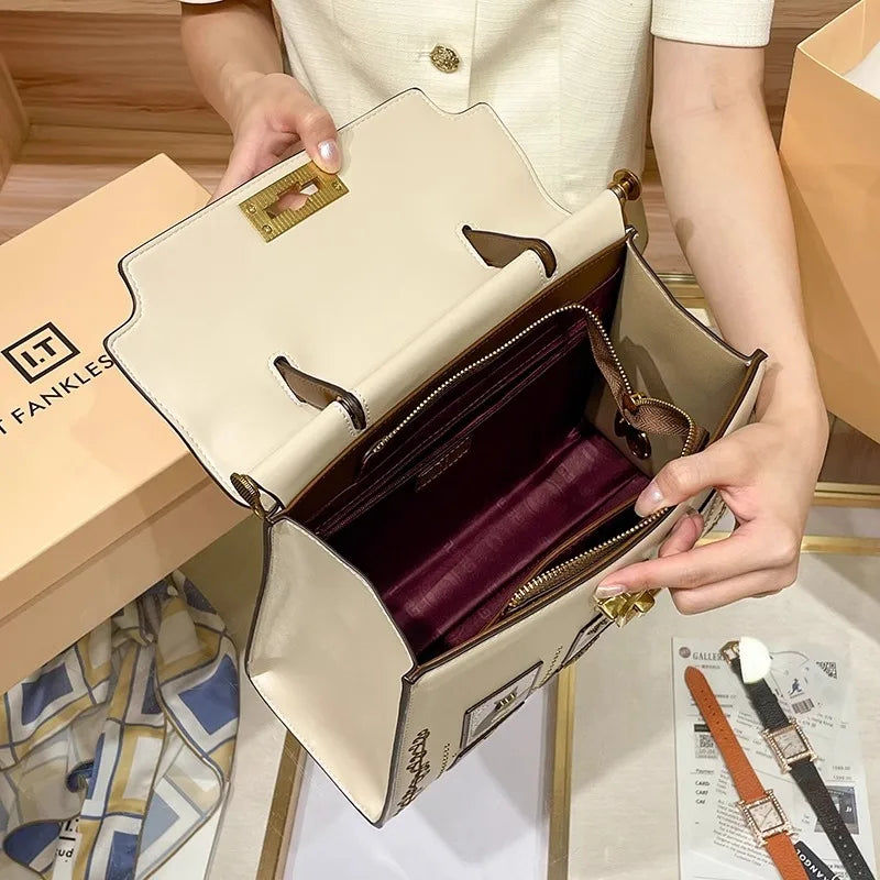 2025 Luxury and New Fashion Tote Bag with Delicate Cat Painting and Pattern Women's  Popular and Premium Quality Handheld Bag