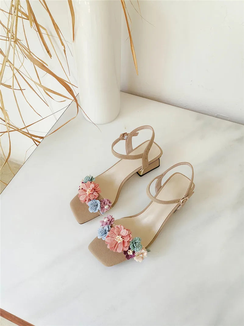 New Fashion Floral Comfortable Women's Sandal Fashion Simple Open-toe Low Heel Chunky Button Sandal