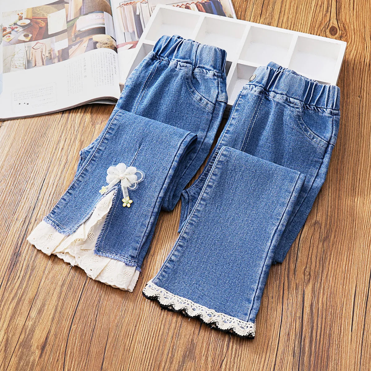 Girls' Jeans Spring and Autumn New Casual 3-12 Year Old Children's Loose Flare Pants Lace Pearl Girls' Denim Pants