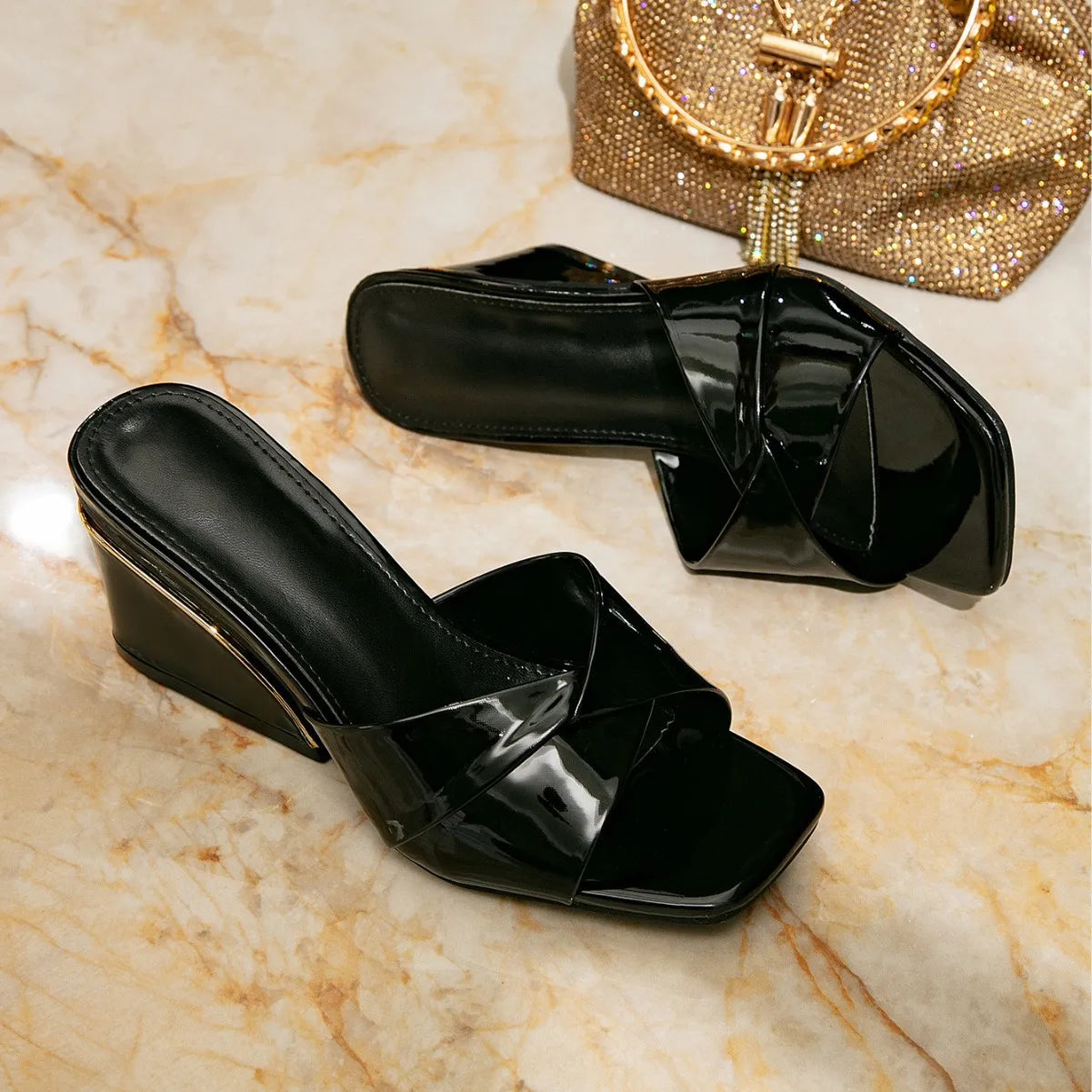Women Fashion Slippers Summer New Square Open Toe High Heels Sandals Outdoor Versatile Casual Wedge Heels Shoe Sandalia Feminina