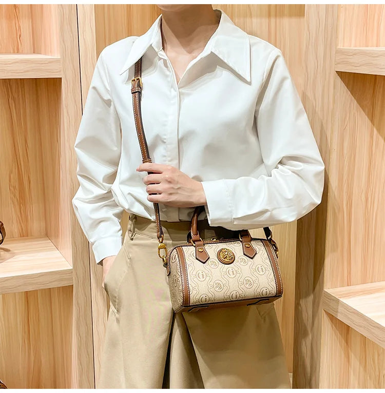 Brand Handheld Women's Bag 2025 New Designer Spring/Summer Luxury Pillow Bag Retro Single Shoulder Crossbody Bag