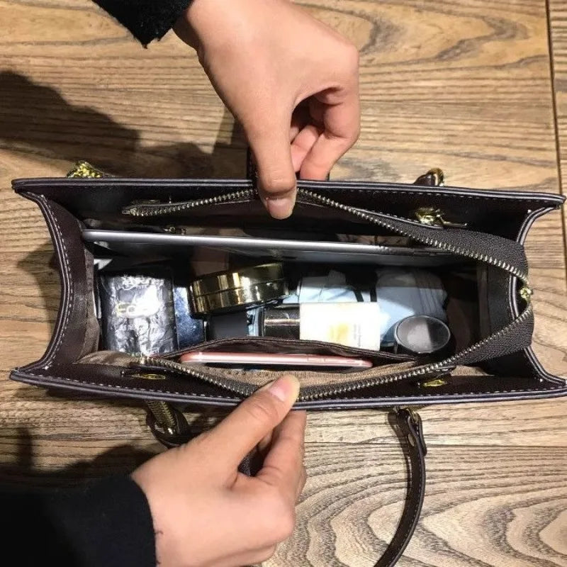 2025 Vintage Shoulder Bag - Large Capacity Crossbody Purse, Elegant Retro Tote for Work, Fashion Commuter