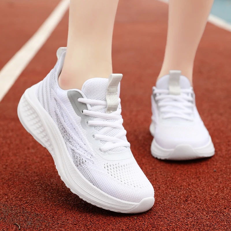 Couple's Flat Lightweight Mesh Fabric Soft Sole Anti-slip Breathable and Lace-up Comfortable Outdoor Casual Sports Shoes
