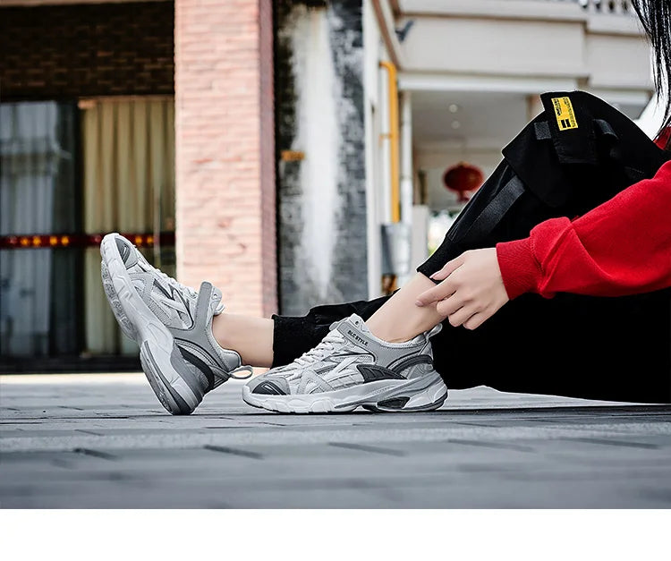 VIPOL Men's fashionable and versatile casual sports shoes, couple white sneakers, thick-soled height-increasing trendy shoes