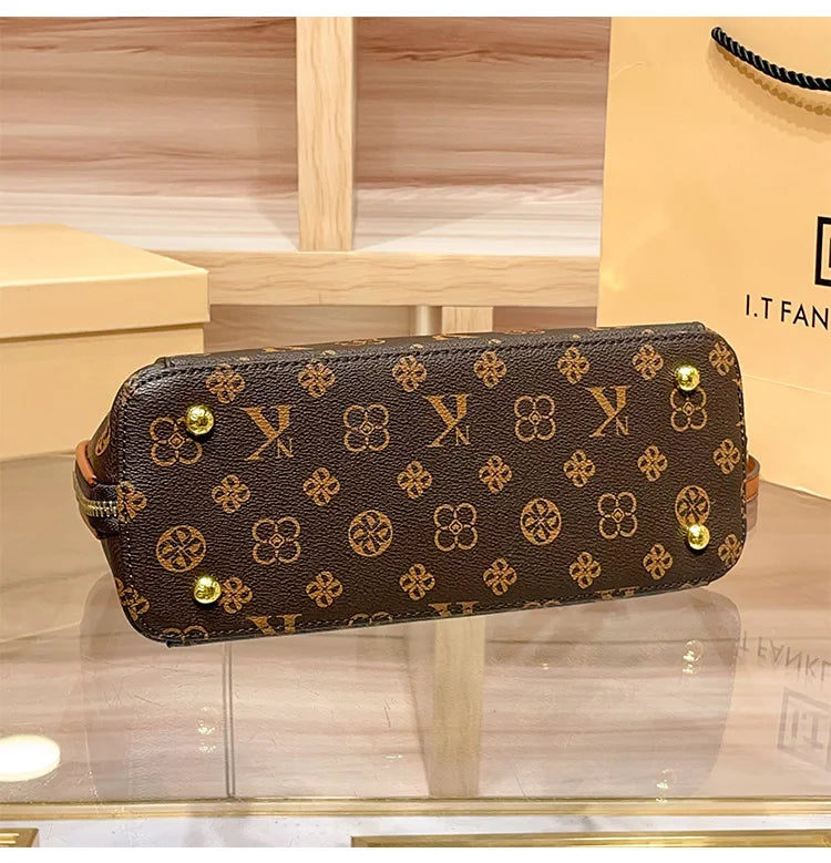New 2025 High-End Designer Women's Handbag Autumn Winter Shoulder Crossbody Tote Bag Fashionable Luxury Accessory for Ladies