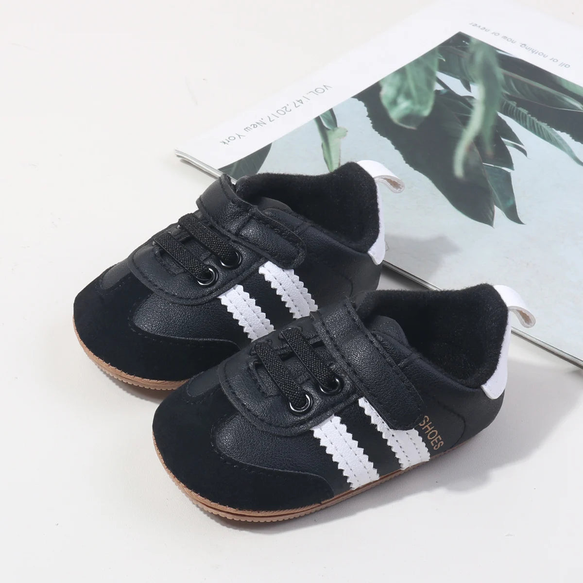 2025 New Style Baby Boys And Girls First Walkers Shoes Classic Striped Anti Slip Sole Soft for Toddlers