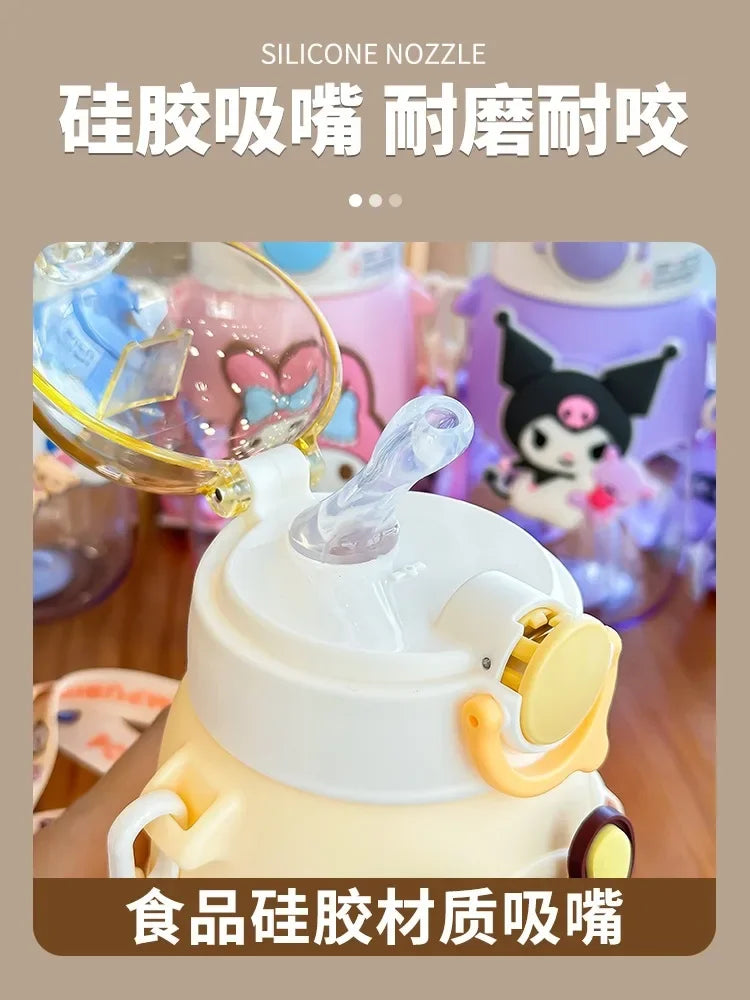 690ml Sanrio Large Capacity Water Bottle Cinnamoroll Kuromi My Melody Portable Straw Water Cup for Outdoor Sports Fitness
