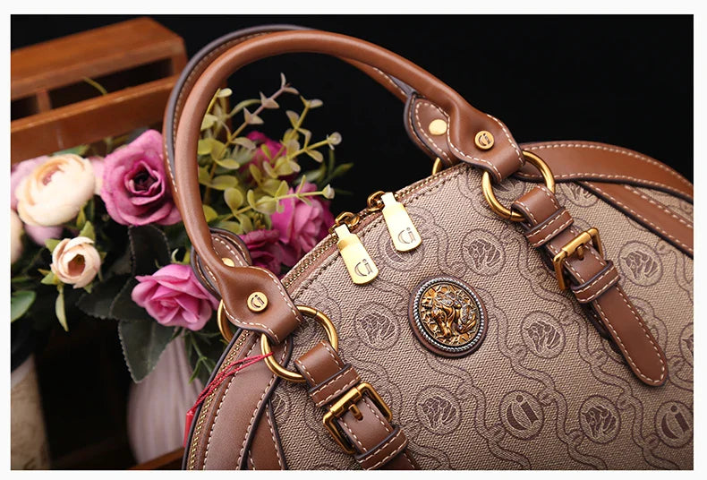 Women's handbag light luxury 2025 autumn and winter new item large capacity retro high-end designer shoulder crossbody bag