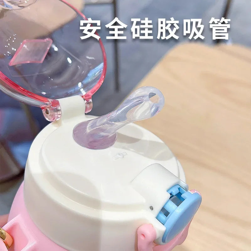 690ml Sanrio Large Capacity Water Bottle Cinnamoroll Kuromi My Melody Portable Straw Water Cup for Outdoor Sports Fitness