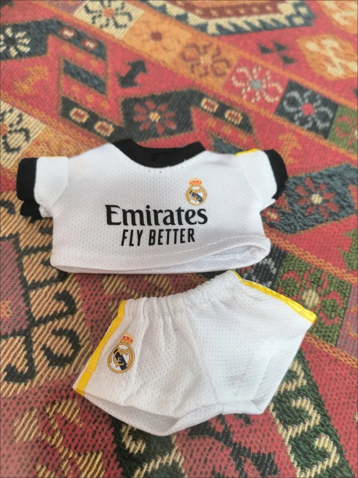 Explosions 17cm Cloth Accessories Clothing Designers Suitable for 123rd Generation Cloth Clothes. Doll Clothes