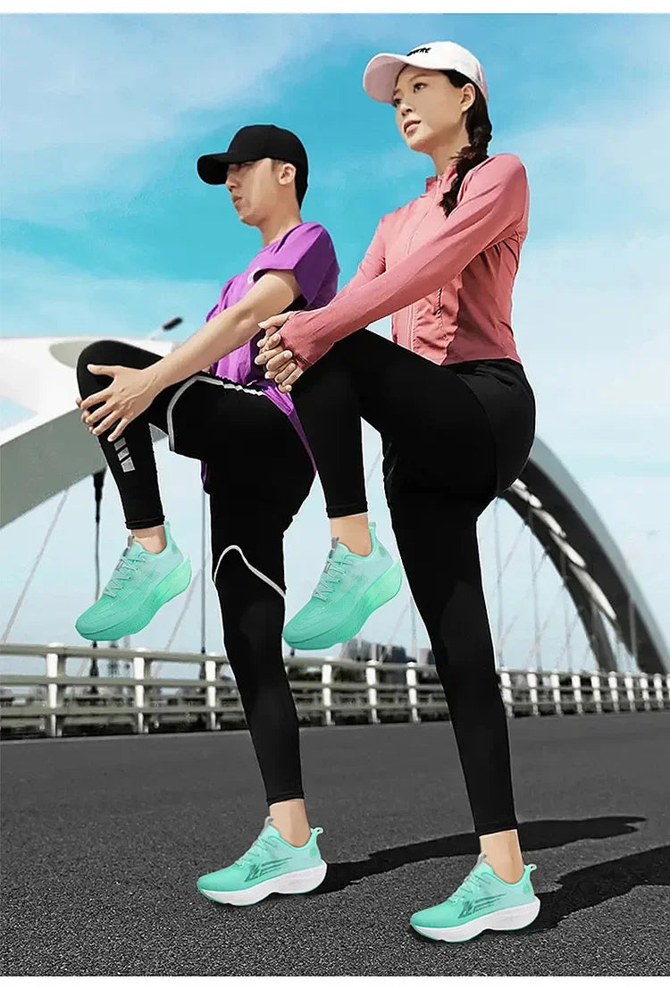 Unisex Breathable Mesh Running Shoes Lightweight Shock Absorption Carbon Plate Casual Versatile Sports Sneakers for Couples