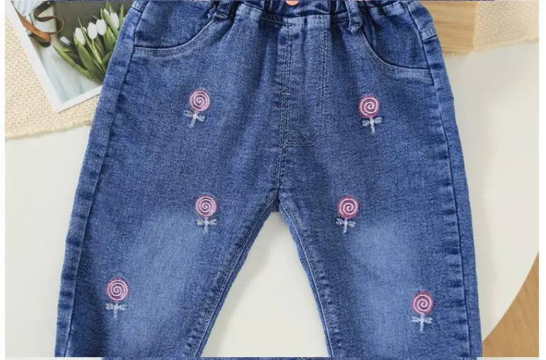 New children's denim pants girls' spring and autumn strawberry embroidery elastic versatile fashion pants 0-5 years old