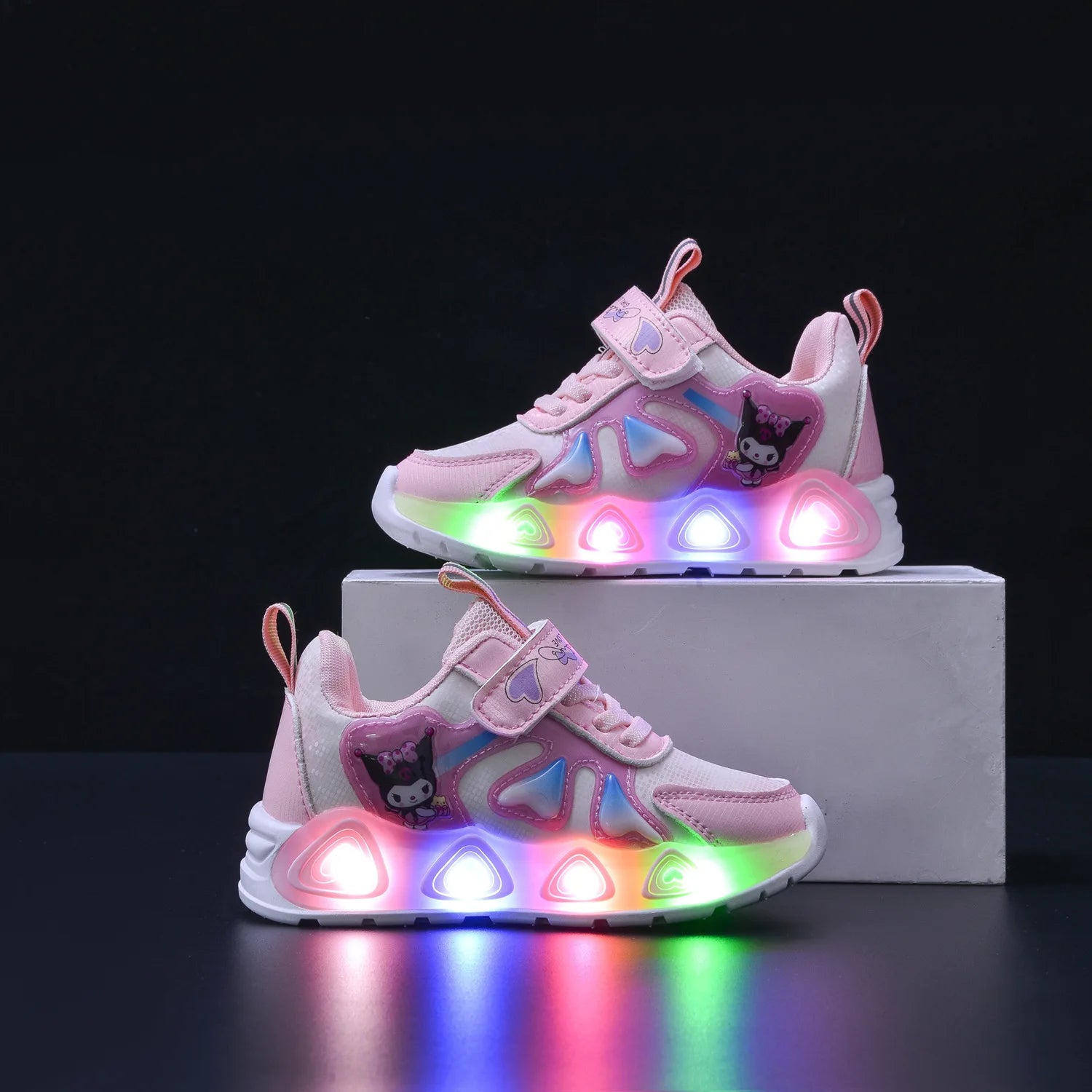 2025 lights kuromi LED Spring Autumn New hello kitty children sneakers girl Running Shoes Mesh Casual Shoes