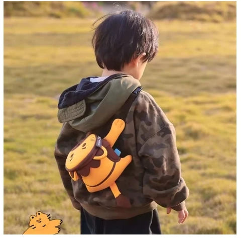 Kindergarten cartoon backpack children aged 1-3 boys girls with double shoulder anti loss backpack cute little chicken hard shel