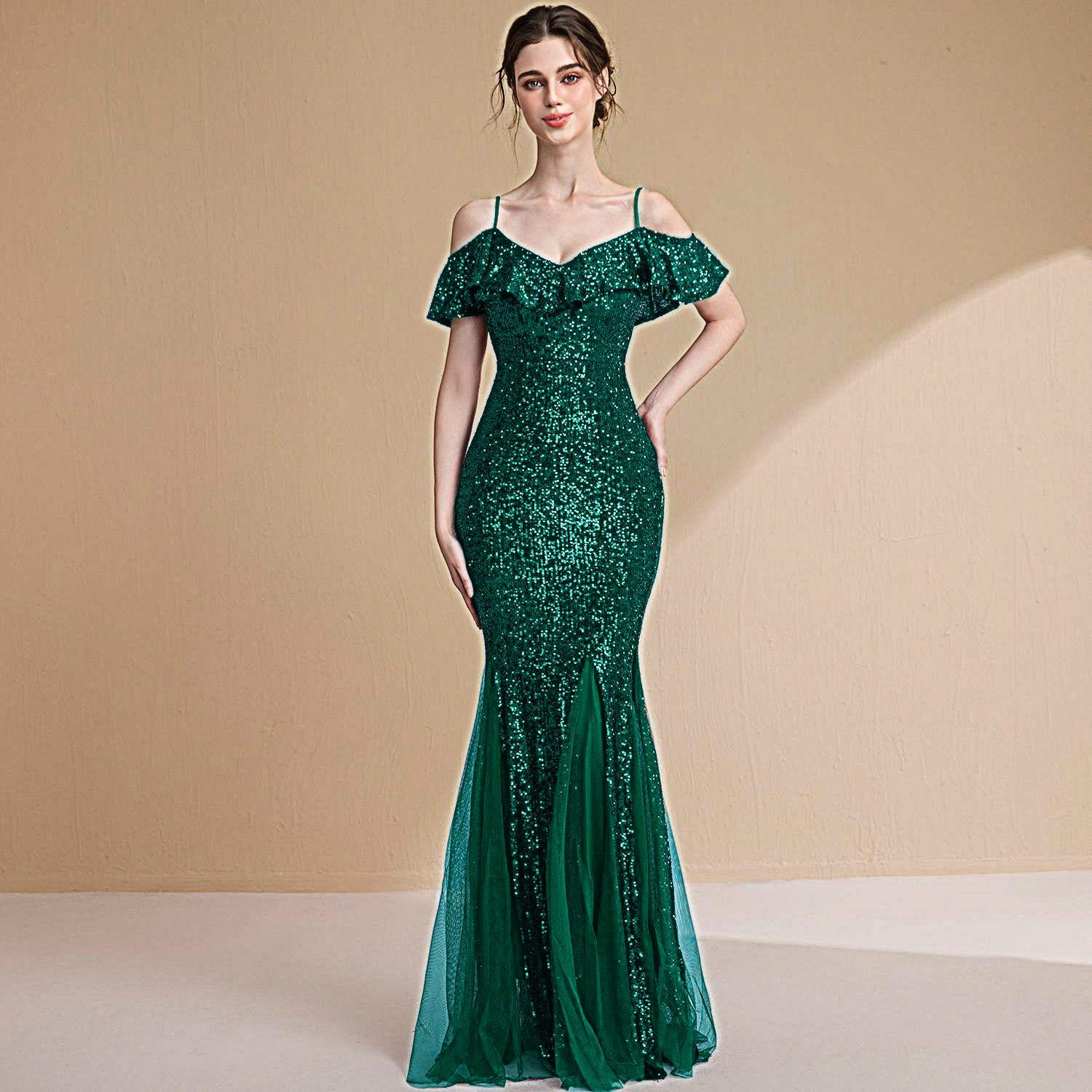 Evening gown for women, elegant and luxurious, high-end and sophisticated