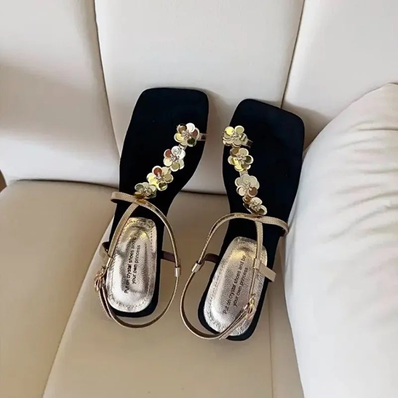 French Transparent Strap Flip-flops Fairy Shoes for Outerwear, 2025 New Summer Rhinestone High-end Flat Sandals