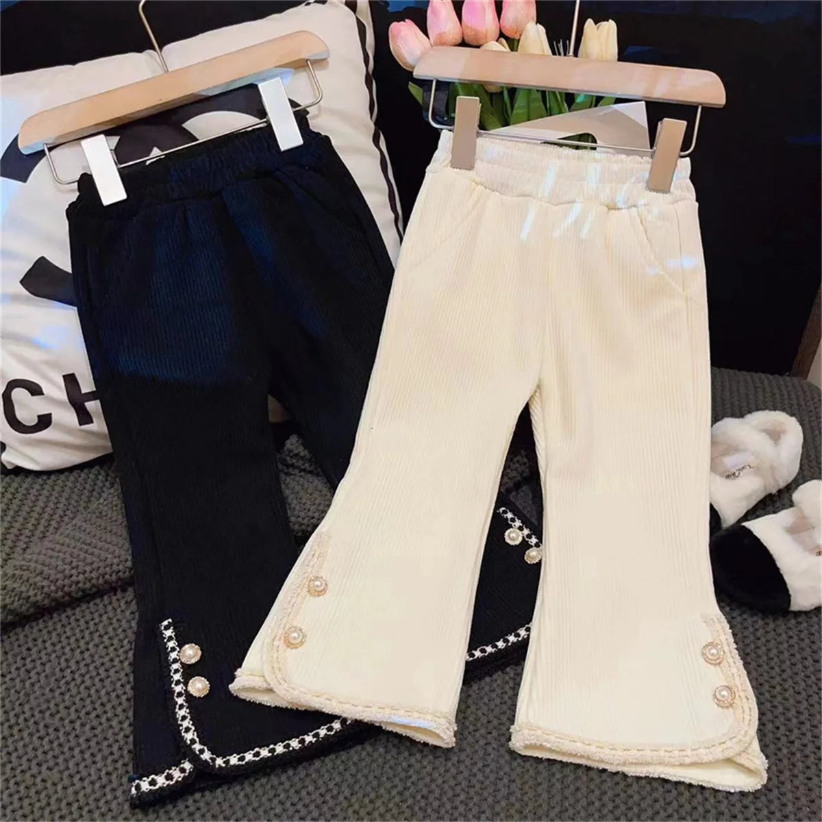 Girls' pants solid color plus fleece micro bell-bottoms winter new foreign style straight pants fashion Korean girls' pants