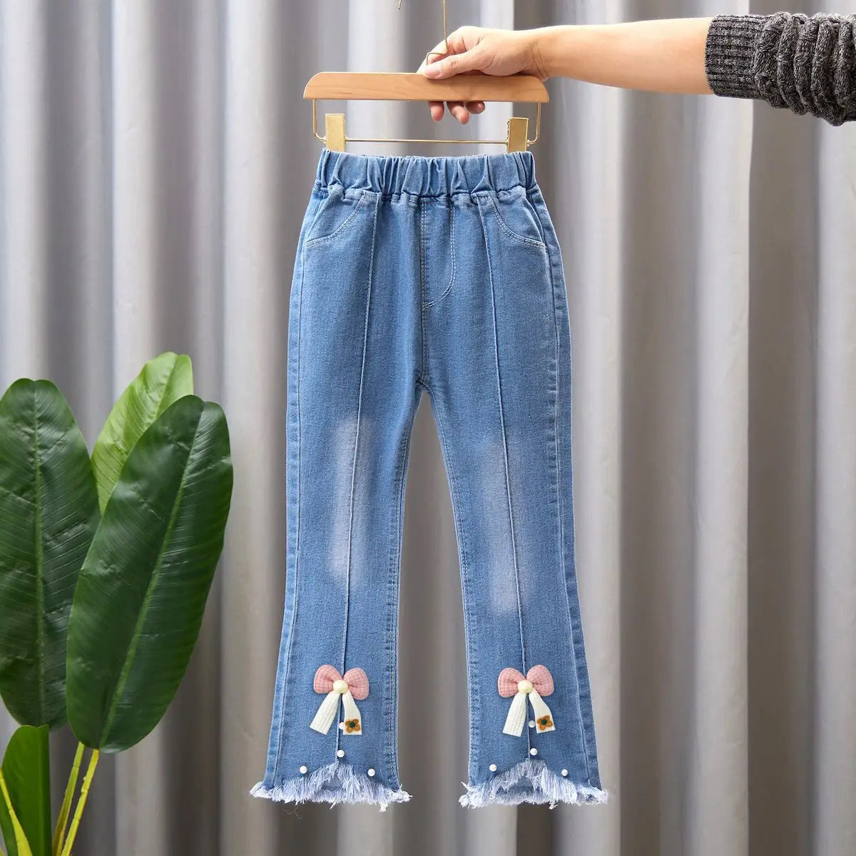 Girls Blue Jeans for Children's Fashion Clothing Princess Kids Denim Wide-leg Pants Baby Teens Girl Flared Bow Applique Trousers