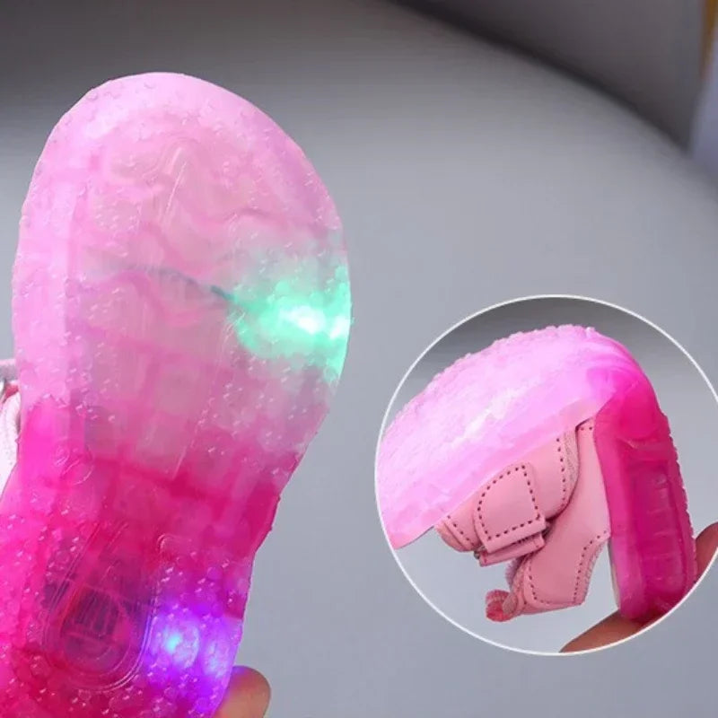 2025 Summer New Baby Girls Led Light Sandals Cute Hello Kitty Children's Casual Shoes Anti-slip Kids Beach Shoes Outdoor Shoes
