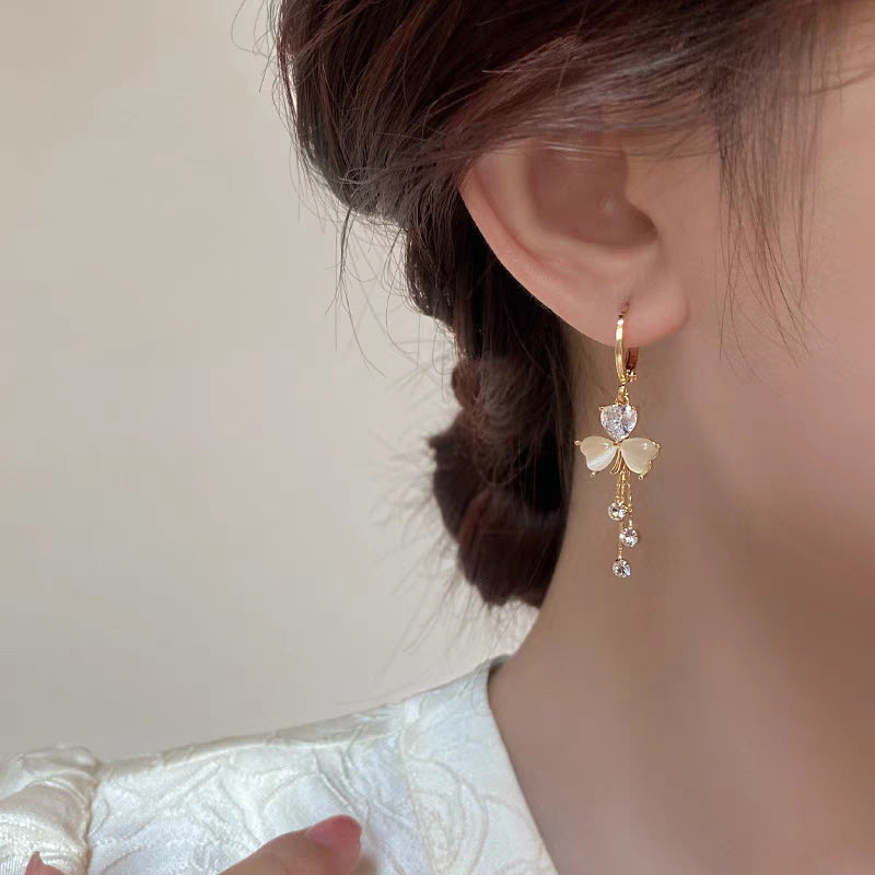 New Korean Fashion Clover Crystal Love Heart Dangle Earrings for Women Luxury Opal Tassel Pendant Earring Jewelry Party Gifts
