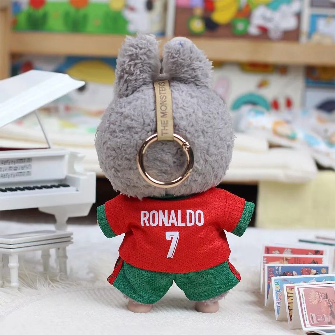 Explosions 17cm Cloth Accessories Clothing Designers Suitable for 123rd Generation Cloth Clothes. Doll Clothes