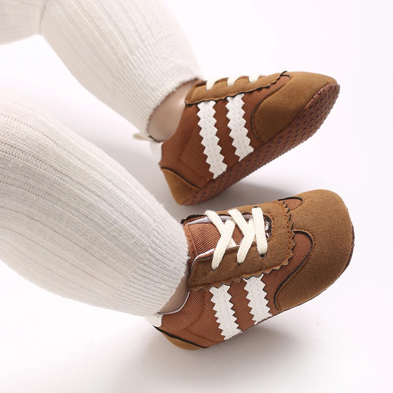 Hot Selling Baby Casual Sports Shoes Spring and Autumn Girls and Boys High Quality PVC Sole Anti Slip Prewalker Shoes
