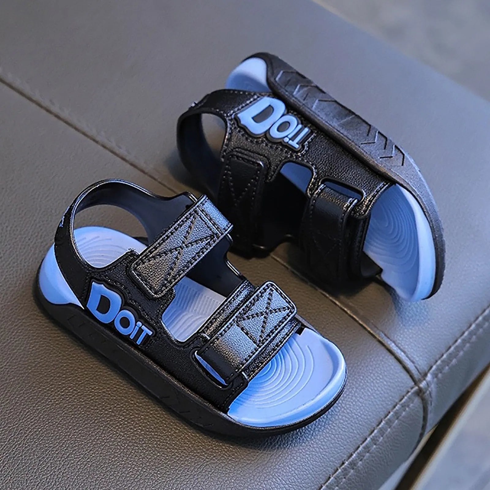 Children Sports Sandals Double Hook And Loop Strap Adjustable Sandals Open Toe Breathable Beach Shoes Soft Sole Non-Slip Sandals